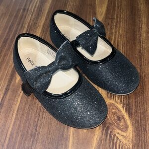 Felix & Flora Black Glitter Toddler Dress Shoes size 9